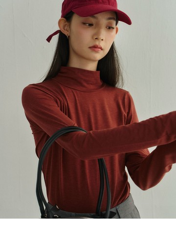 俏皮柔軟羊毛高領內搭長T(暗桔)-女