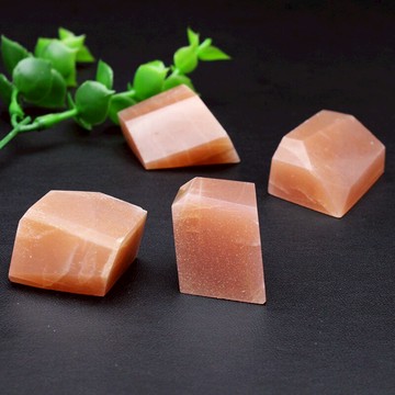 如鴻天然橙色月光石原石擺件水晶礦物太陽石頭隨形切把玩件禮物