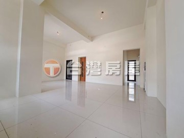 永芳路全新大面寬電梯美墅｜彰化縣彰化市永芳路