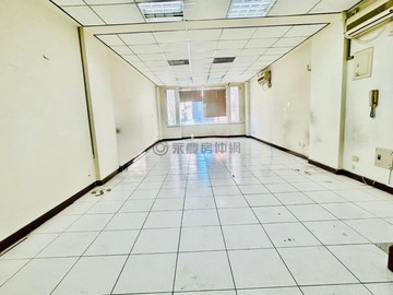 獨家！㊣五權西路/黎明商圈/透天店面/玉山銀行旁｜台中市南屯區五權西路二段