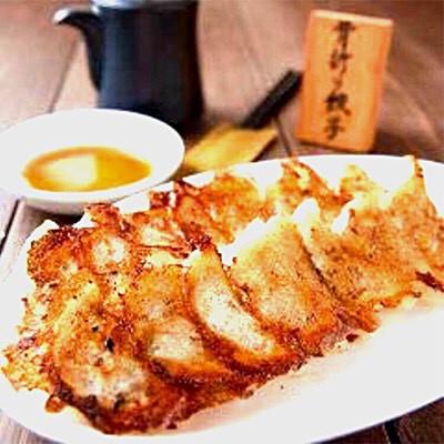 ふるさと納税 春日市 春日で人気の餃子屋貴月の博多骨折り餃子50個・梅餃子50個