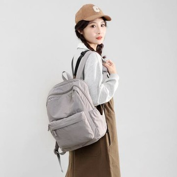 簡約輕便雙肩包男女大容量純色初高中大學生旅游書包防水尼龍背包