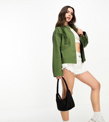ASOS DESIGN Petite lightweight cotton pocket shacket in dark khaki-Green