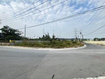 仁武｜水管路三段VS觀音湖旁｜有水有電都內農地二｜高雄市仁武區觀音湖段