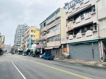 鳳山超面寬透天店面｜大東捷運站｜生活機能超完善｜高雄市鳳山區光復路