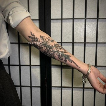 臺灣出貨✈️高顏值花臂草本紋身貼男女霸氣社會傳統素花暗黑逼真刺青不反光潮XHZ
