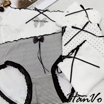 【HanVo】甜酷黑白系棉料內褲 吸濕排汗系列獨立包裝 透氣親膚柔軟中腰三角褲 流行女生內褲 內著 A11-5771