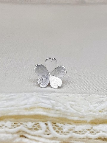 單枝櫻花 針釦式胸針 11.5mm