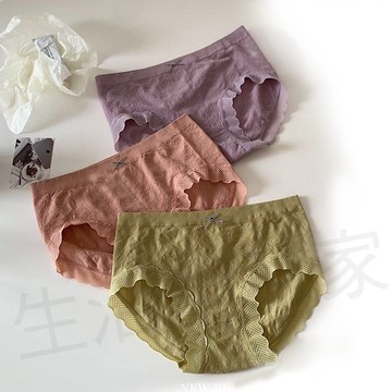 【實體店面現貨】性感蕾絲提臀 薄荷纖維冰氧褲 大碼 冰絲 無痕 包覆 內褲 透氣 可愛 三角褲 6656