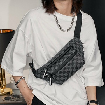 胸包 側背包 男生包包 棋盤格包包 格紋包包 格子包包 皮革包包 斜背包 小背包 黑色包包 隨身包包 男生禮物 243