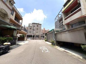 中壢林森國小面寬庭院別墅｜桃園市中壢區銘傳街
