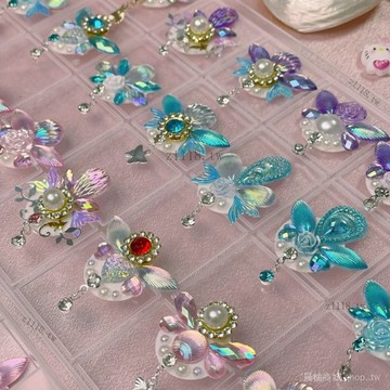 🎇可開發票✨眉心貼公主貼紙女孩貼紙彩繪自帶背膠批髮價爆款兒童鑽石公主貼紙#免運