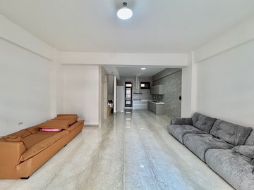 展奇優秀賞鳳新學區電梯透店｜高雄市鳳山區海洋一路
