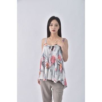 (S) ob style質感印花白色上衣二手衣