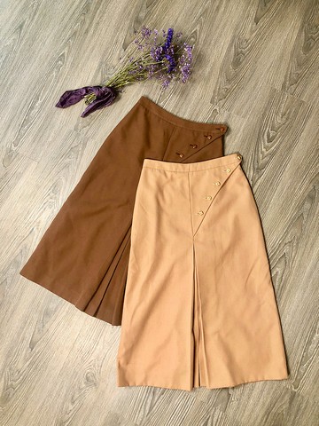 斜排釦隱藏百褶裙