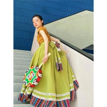 藏族舞蹈服裝女練習裙大擺演出服表演民族民間舞