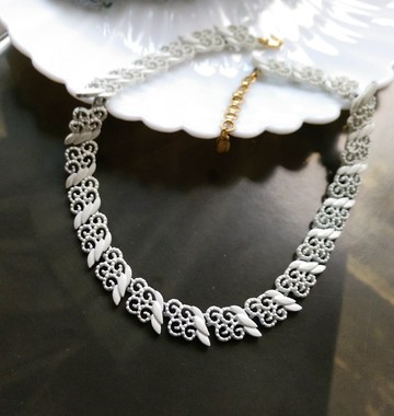 Vintage Jewelry 白琺瑯 簍空雕窗 頸鍊 項鍊