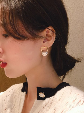 懸掛的愛心珍珠耳釘簡約冷淡風氣質耳飾品新款潮簡約網紅耳環1入