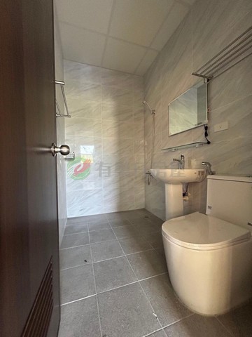 梅山國中全新透天別墅｜嘉義縣梅山鄉健康街