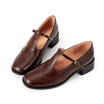 [獨家訂製楦型]全真皮方頭翼紋沖孔T字瑪莉珍鞋 深棕色