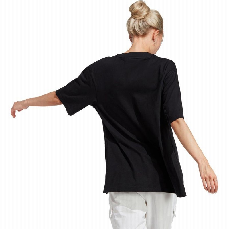 adidas アディダス W DANCE ボーイフレンドTシャツ 半袖シャツ レディース 半袖Tシャツ EVE30 IC6626 通販 LINEポイント最大0.5%GET LINEショッピング アディダス マルチスポーツ W DANCE ボーイフレンドTシャツ 半袖シャツ レディース 半袖Tシャツ 20Q2 バイオレットフュージ Tシャツ(eve30-ic6697)