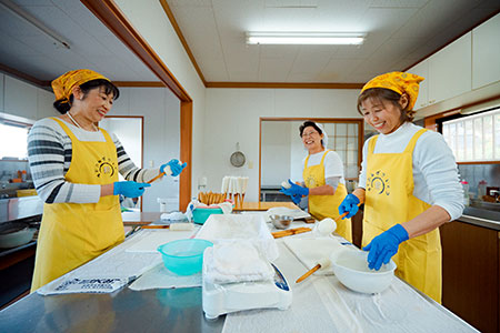 130P1507 自家製炭火焼きりたんぽ鍋セット4人前