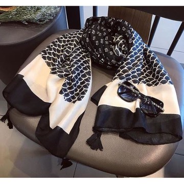 2025夏季棉麻圍巾拼接印花海邊度假防曬披肩沙灘巾防曬絲巾紗巾女