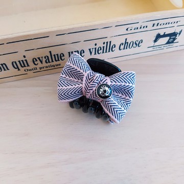 質感人字紋織帶小鯊魚夾