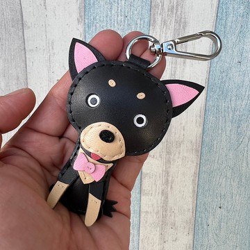 療癒小物 黑色 吉娃娃 純手工縫製 皮革 鑰匙扣 小尺寸