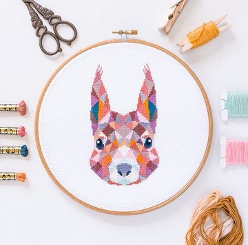 松鼠十字繡PDF花樣十字繡