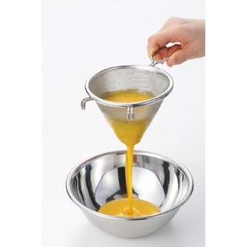 日本製 不鏽鋼篩網 撈勺 過濾網 麵粉篩網 濾網｜雞蛋濾網勺 過篩勺 烘焙用具 雙掛耳 火鍋必備