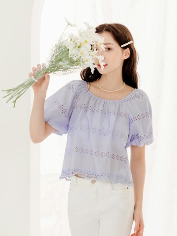 2WAY露肩平口一字領蕾絲雕花泡泡袖上衣