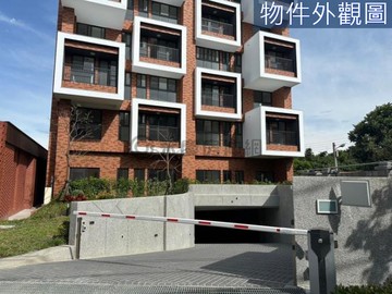 74旁品硯次頂樓雙主臥全新三房大平車..｜彰化縣彰化市彰南路三段