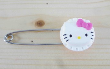 【震撼精品百貨】Hello Kitty 凱蒂貓~KITTY安全別針-大頭圓造型-白色