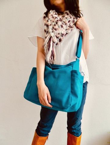 大容量旅行肩背包 湖水藍帆布包 斜肩包 親子包 - 第101號蕾妮