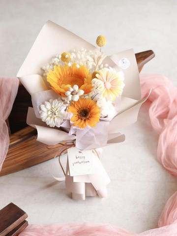 溫和的太陽 x 畢業花束