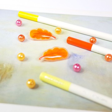 插畫風手繪樹葉別針 胸針