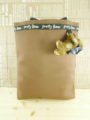 【震撼精品百貨】泰迪熊 Pretty Bear 提袋附熊玩偶- 咖啡色 (L) 震撼日式精品百貨