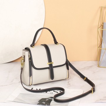 伊卡柔Ikary 新款小方包潮流百搭單肩真皮女包(6001象牙白)