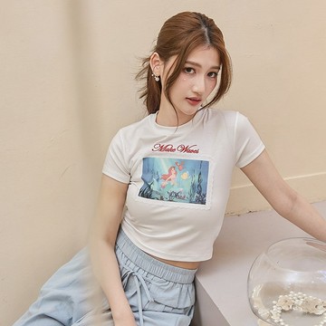 【HARPER】小美人魚系列電影經典印花萊賽爾T恤 | 現貨 小美人魚上衣 短版 短袖T【CLCCF13933K】