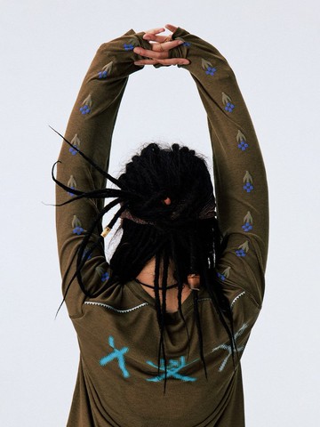 玄武岩 / 工具花符羊毛跑步長袖