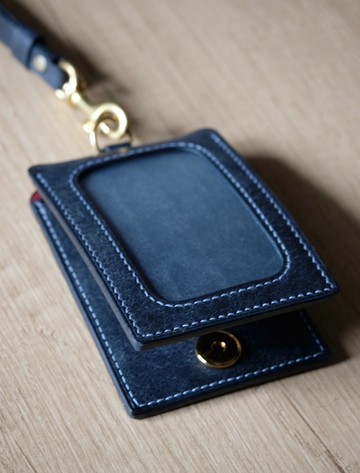 精緻四層證件套