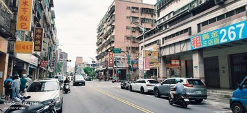 丹鳯捷運950公尺邊間頂加美寓｜新北市新莊區後港一路