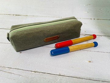 竹青色精美筆袋