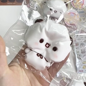臺灣/🌸解壓玩具 發洩可愛一二布布捏捏樂創意高顏值解壓玩具超軟泥感自嘲熊小紅書同款