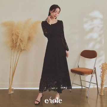 氣質方領彈性蕾絲洋裝-黑