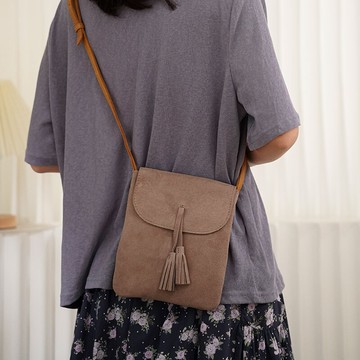 簡約斜挎流蘇包101306C