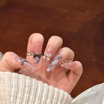 🎉Hannah🎉新品來襲手工穿戴甲早秋純慾溫柔小香風菱格香芋紫溫柔顯白可拆卸穿戴甲IIK29