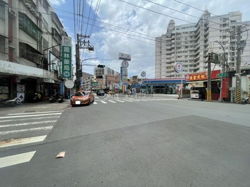 鳳山國中捷運黃金一樓｜店住雙用只要甜甜價｜高雄市鳳山區杭州街