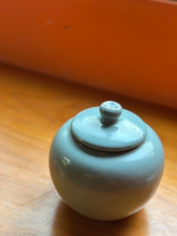 聚寶 汝窯釉茶倉  手工藏茶 開片釉色溫潤 17cm
